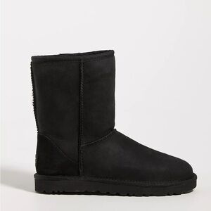 UGG Classic Short Boots